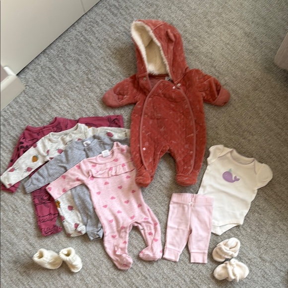 Newborn Girl Bundle: Nordstrom, Gymboree, Zutano, Gerber, Carter - Picture 1 of 16